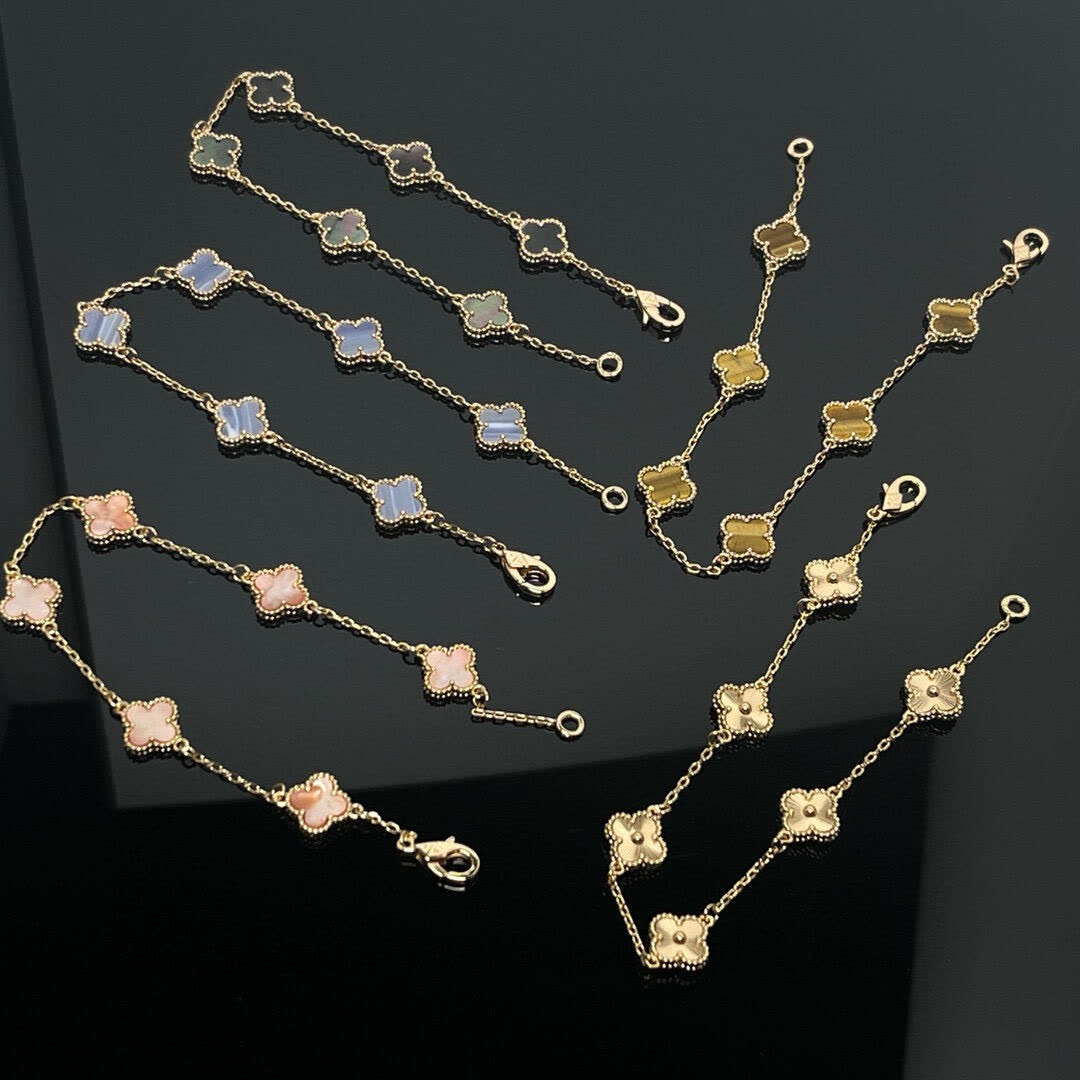 Van Cleef & Arpels Magic Alhambra Bracelet